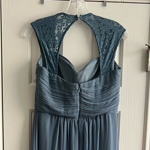 Formal Lace Gown, Size 10/L